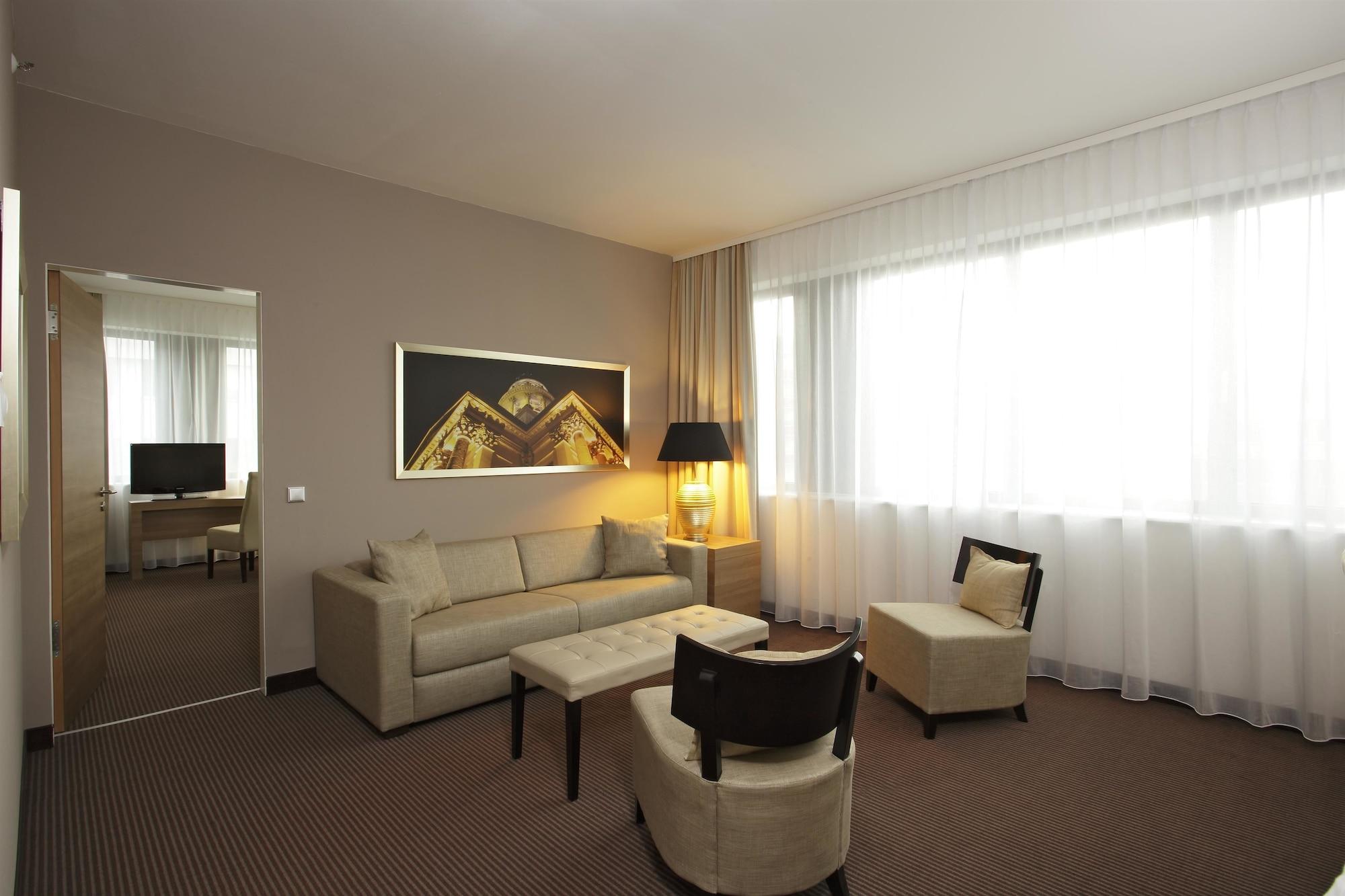 H4 Hotel Berlin Alexanderplatz Camera foto