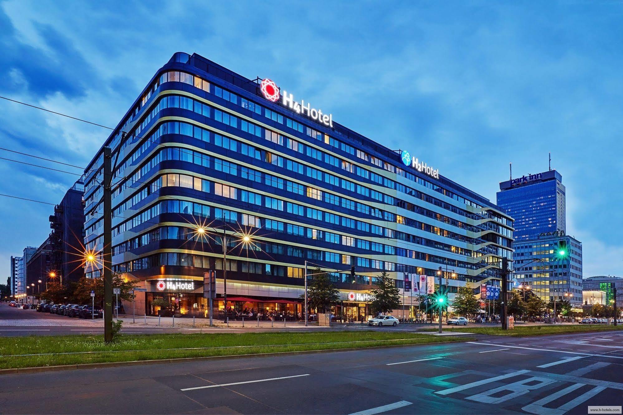 H4 Hotel Berlin Alexanderplatz Esterno foto