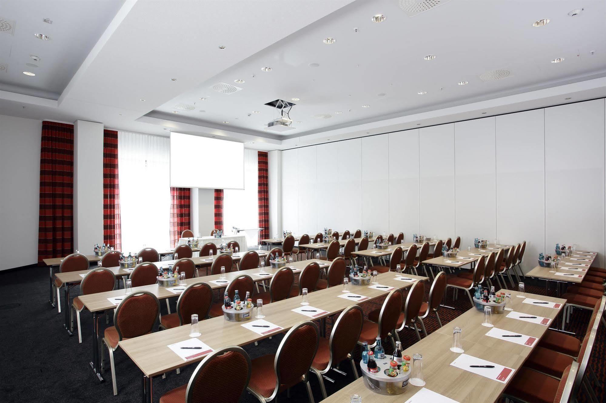 H4 Hotel Berlin Alexanderplatz Esterno foto