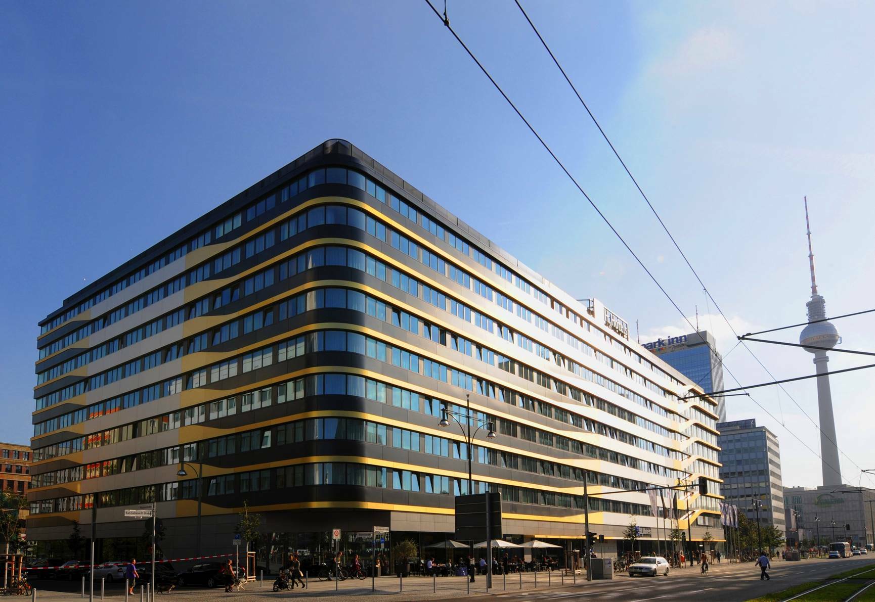 H4 Hotel Berlin Alexanderplatz Esterno foto
